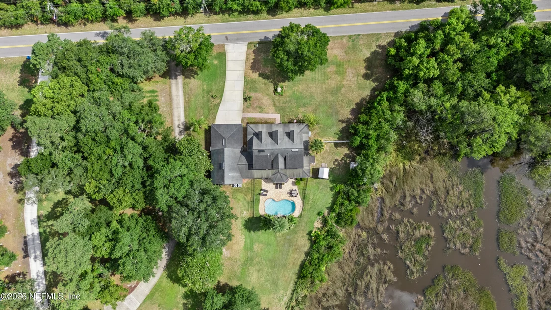 Photo of 1045 CEDAR BAY Road