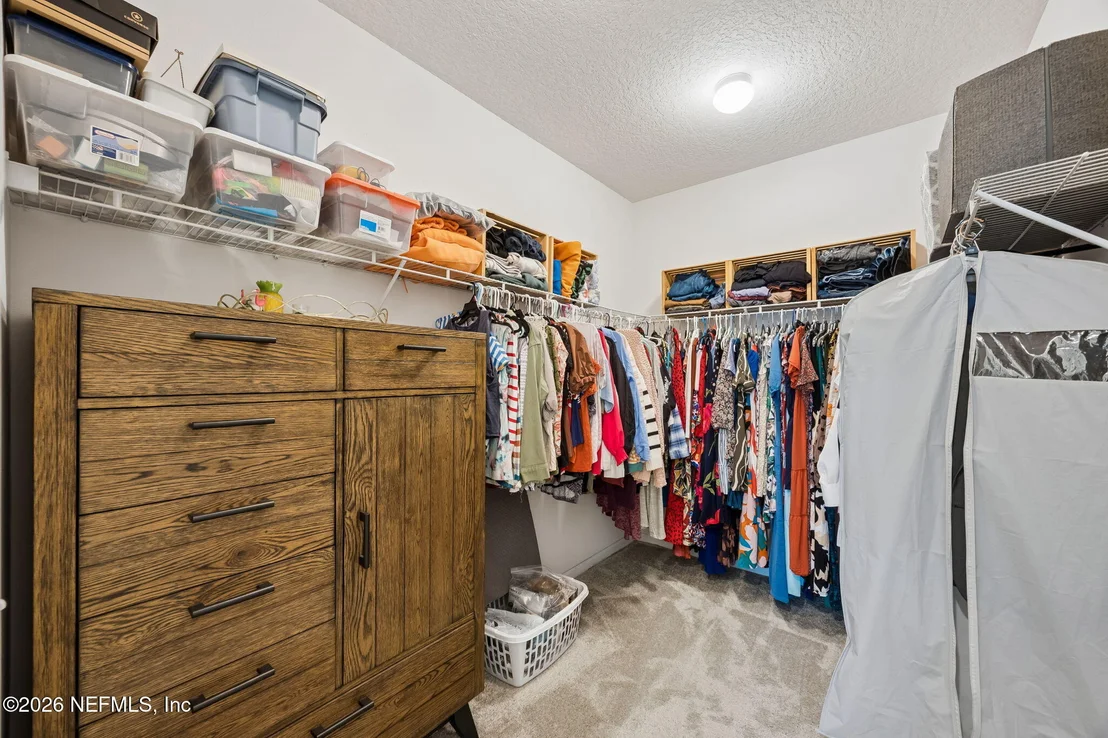 Photo of 141 LINSBURY Court