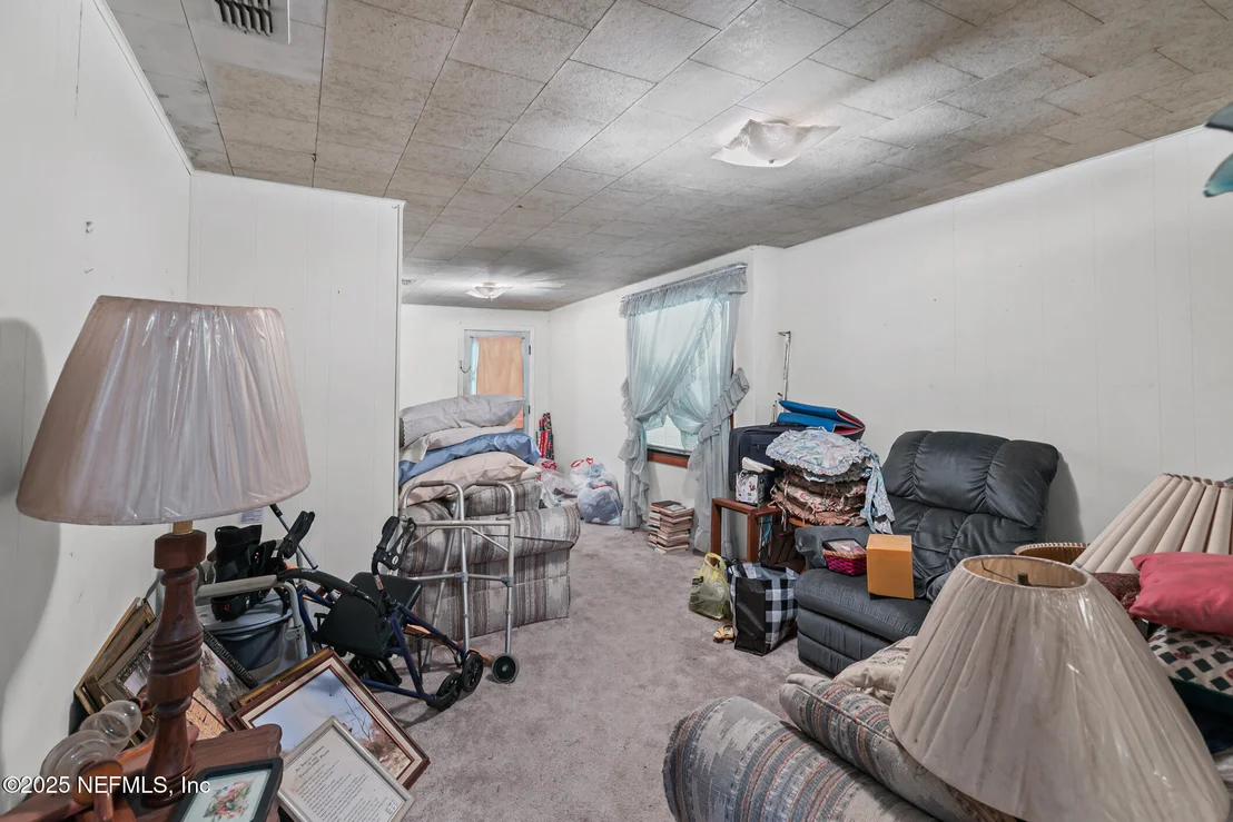 Photo of 44125 JARRETT Road