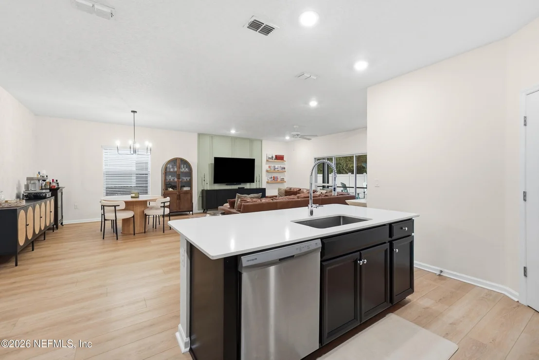 Photo of 415 PORTADA Drive