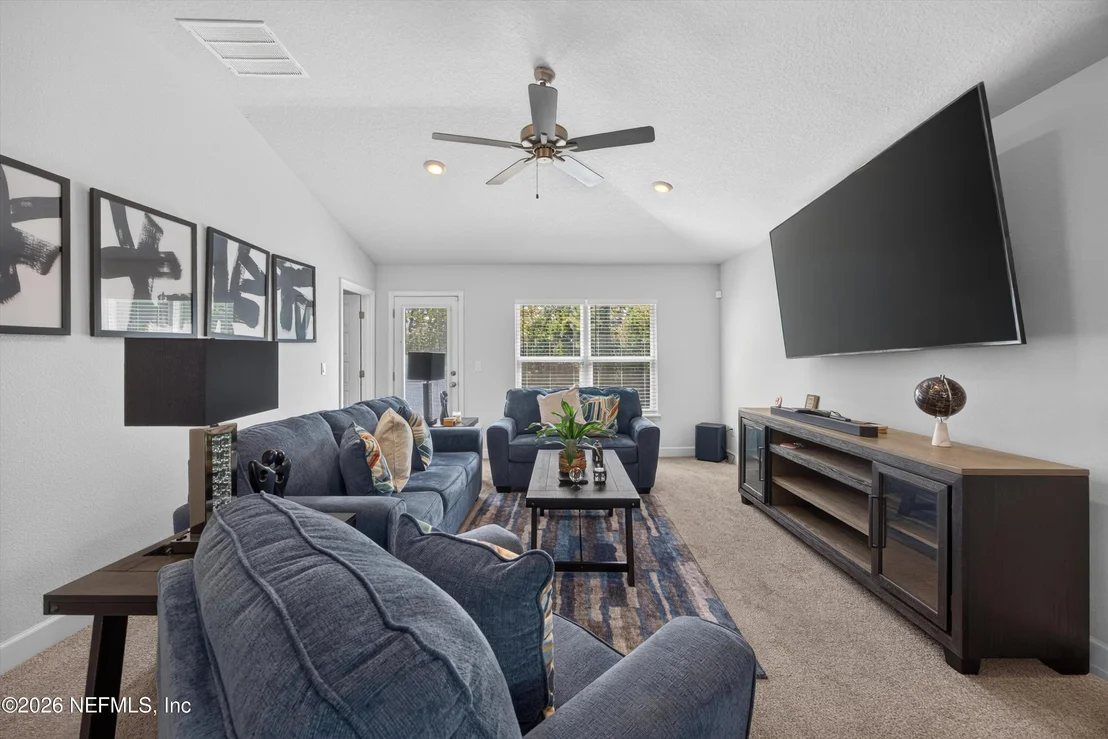 Photo of 9846 OLIVIA Street