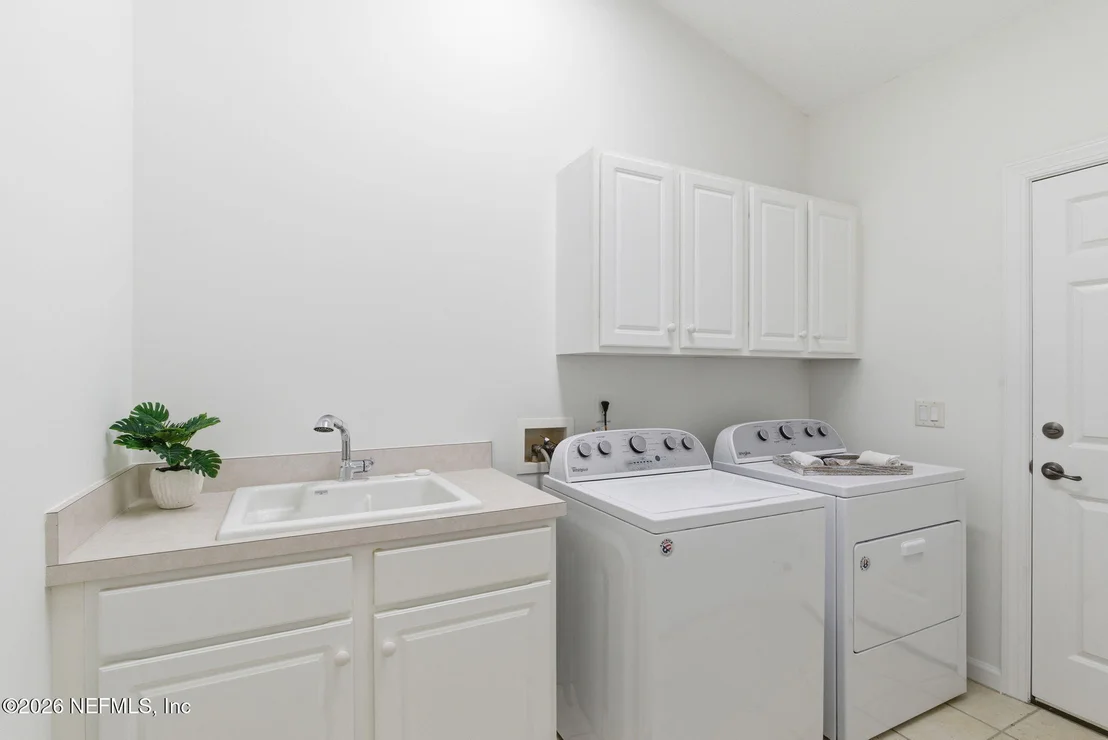 Photo of 332 MARSHSIDE Drive N