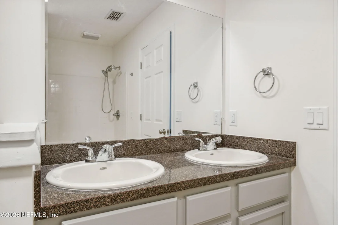 Photo of 423 SOUTH Boulevard
