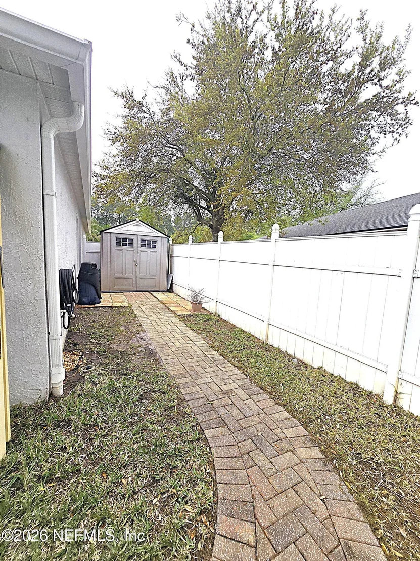 Photo of 11109 PEERLESS Lane