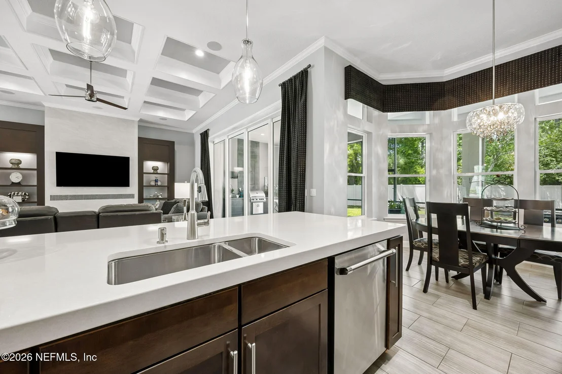 Photo of 35 AUBURNDALE Drive