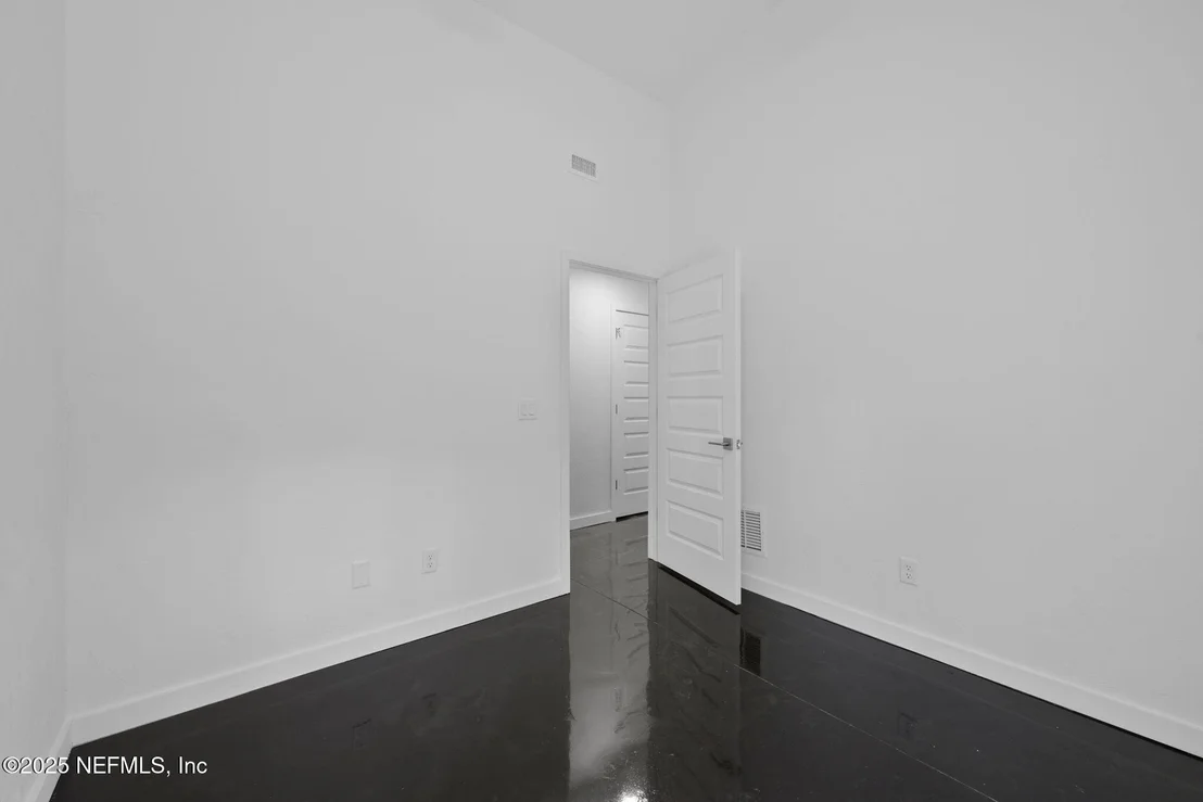 Photo of 102 FRONTENAC Street