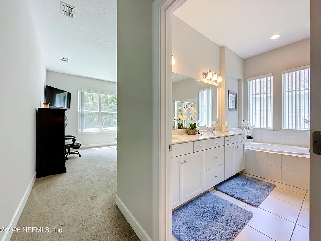 Photo of 676 CHARTER OAKS Boulevard
