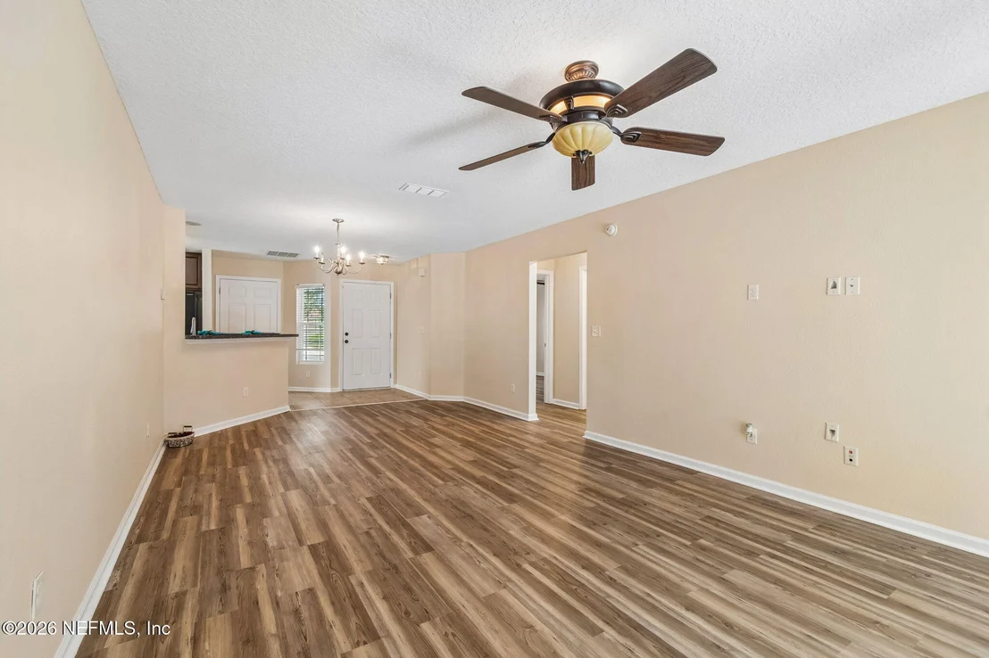 Photo of 73 S TWIN MAPLE Road