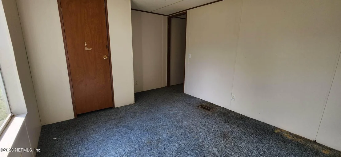 Photo of 122 SIPPRELL Road
