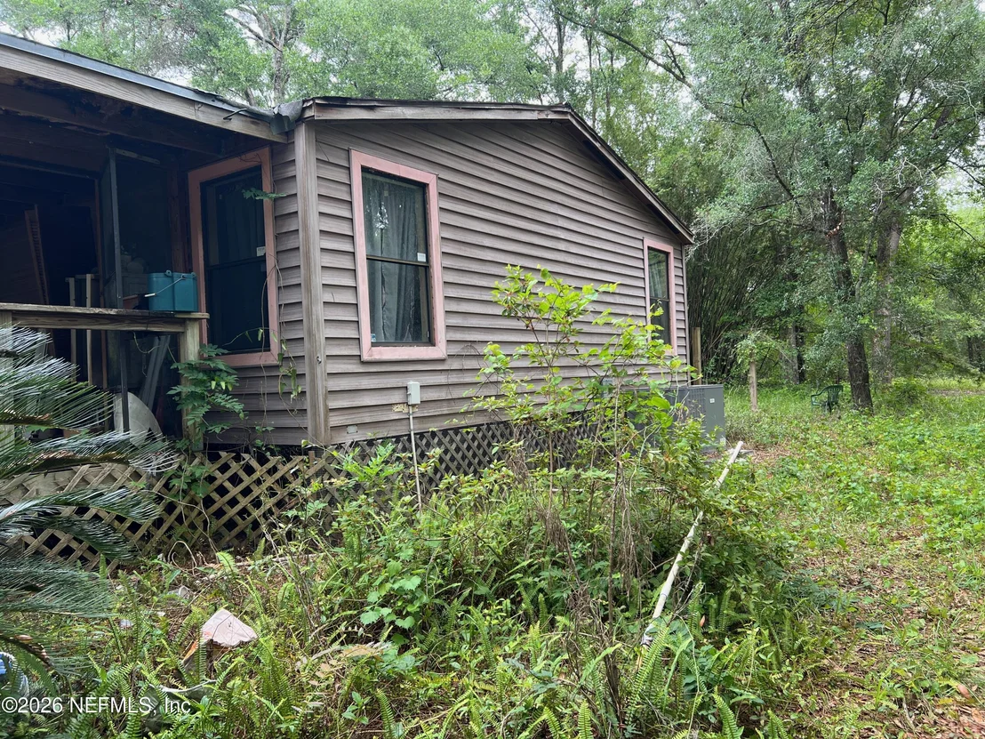 Photo of 126 WILLOW Lane