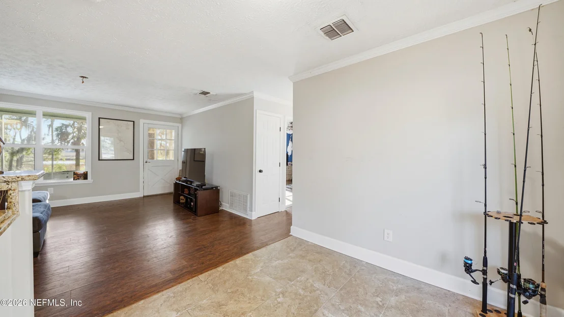 Photo of 5480 CEDAR POINT Road