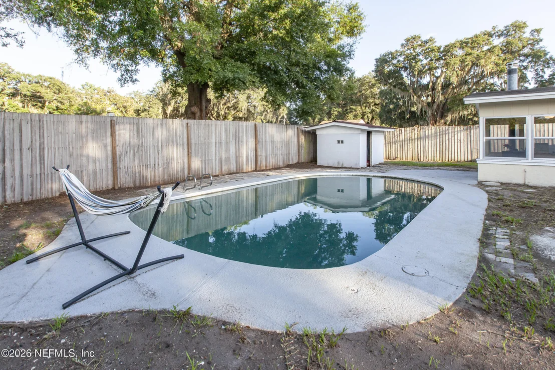 Photo of 2233 LA VALLE Drive