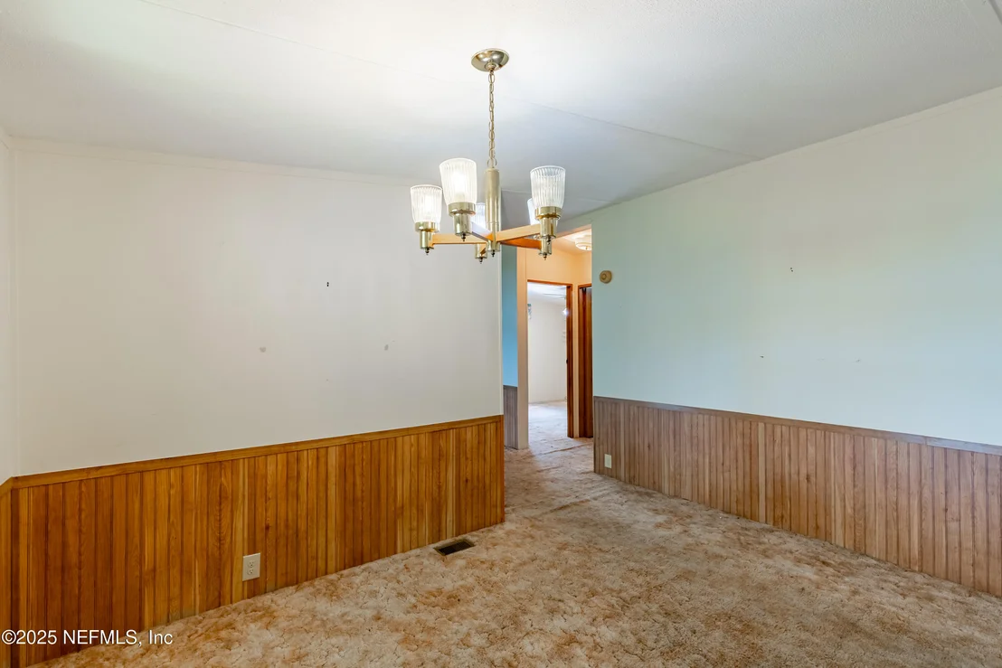 Photo of 101 PINE TREE Lane
