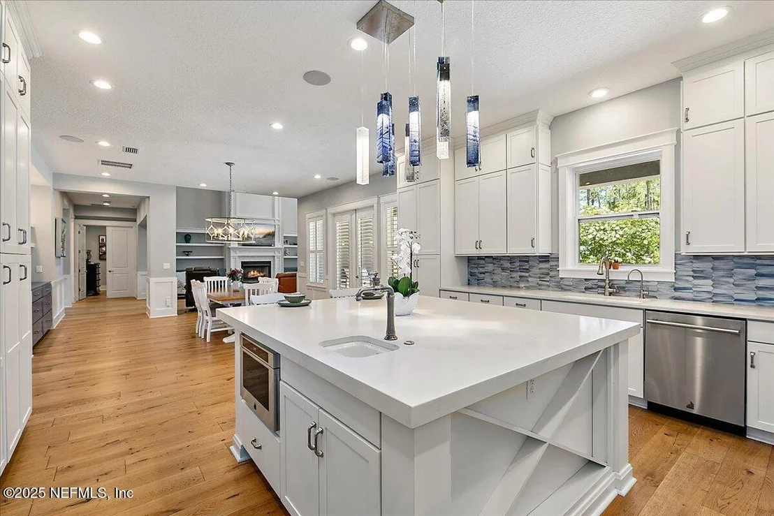 Photo of 763 OLD BLUFF Drive