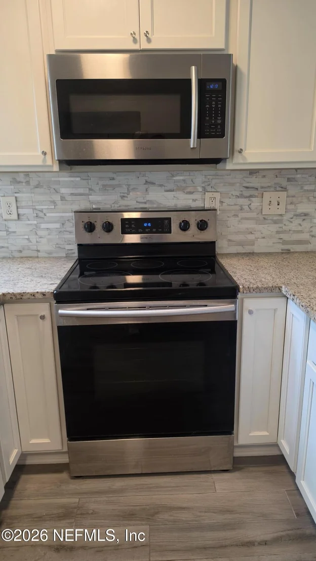 Photo of 3483 FOREST Boulevard