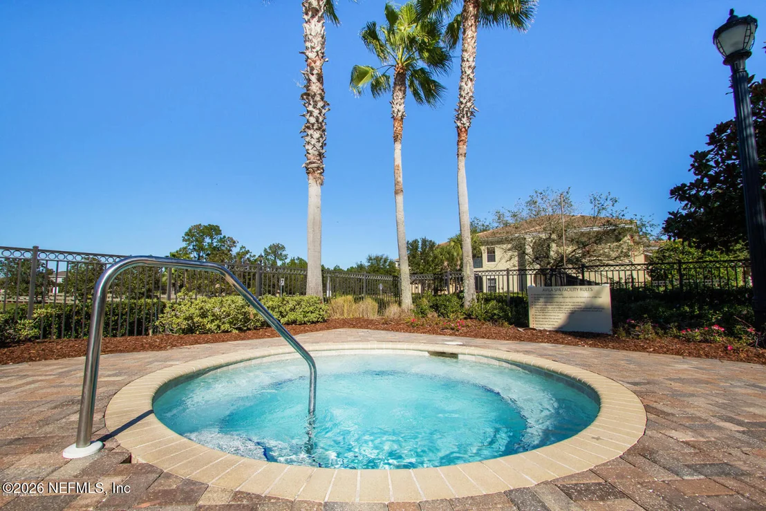 Photo of 828 RILEY Lane