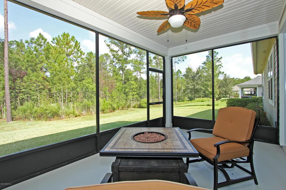 Photo of 399 PALISADE Drive