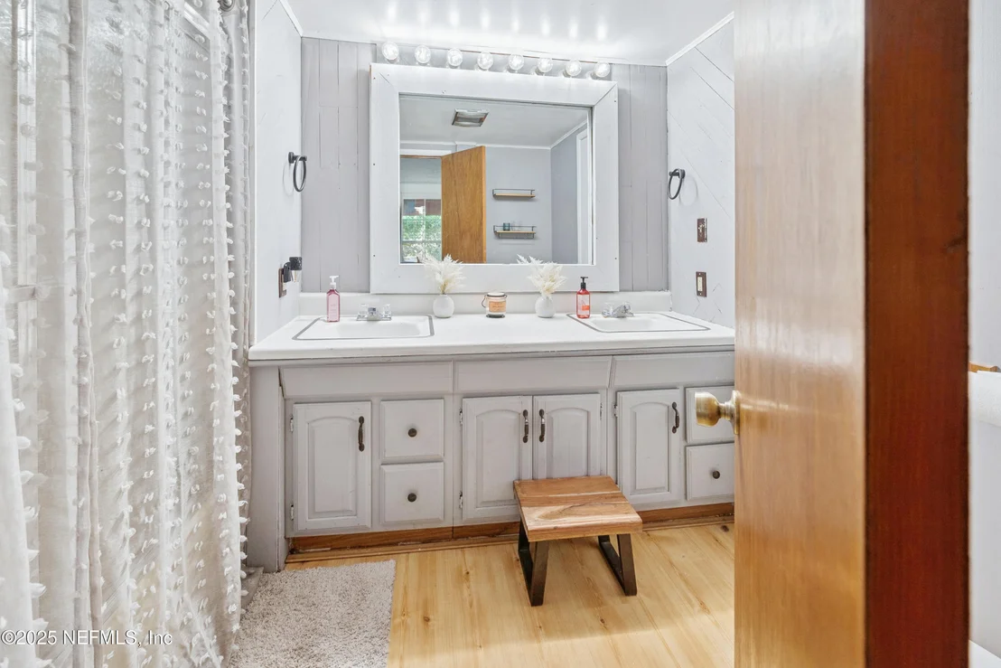 Photo of 5648 SILVER SANDS Circle