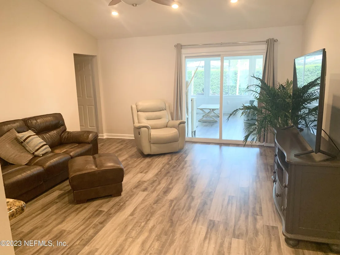 Photo of 12293 COBBLEFIELD Circle N