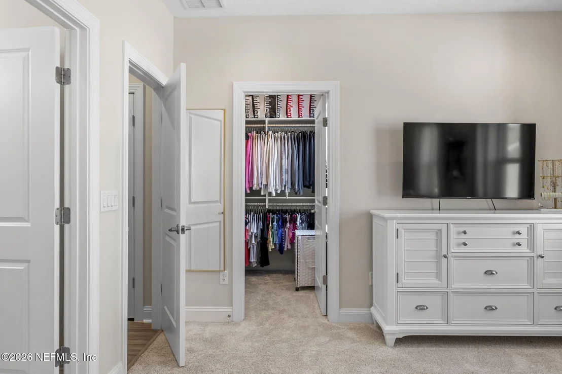 Photo of 105 AWLLEAF Court