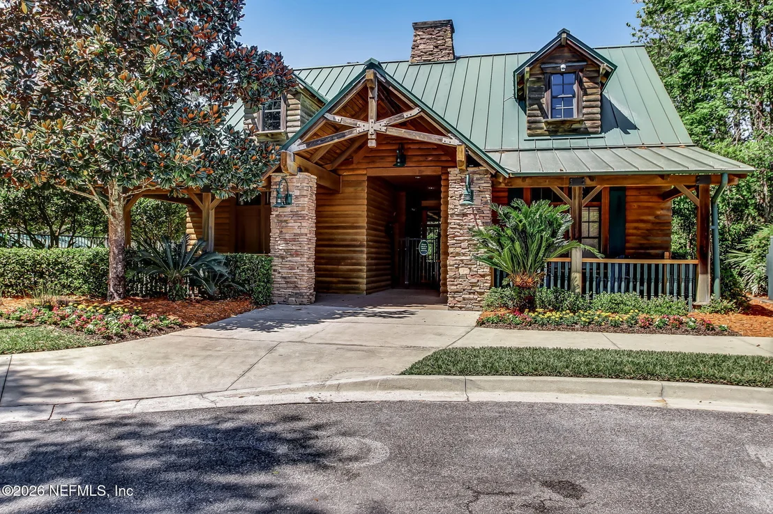 Photo of 1662 PINECREST Drive