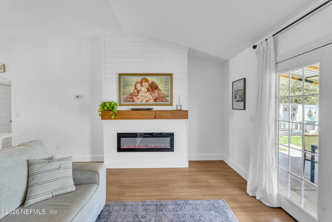 Photo of 9639 BEMBRIDGE MILL Drive