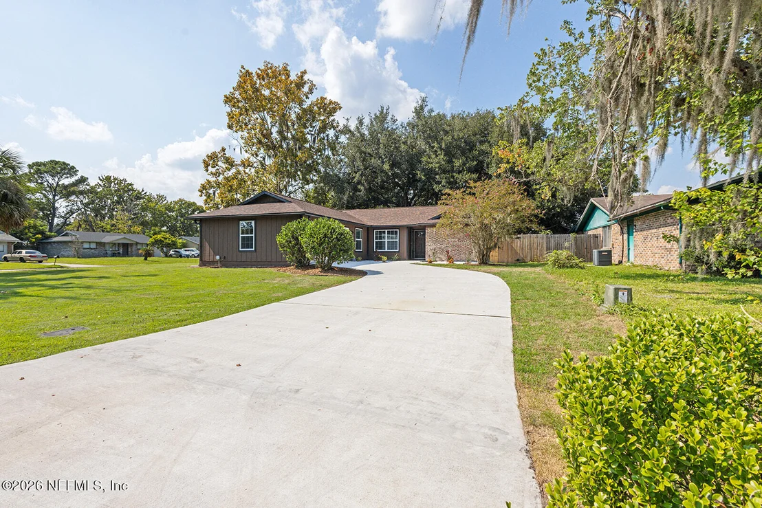 Photo of 2212 CARTER BRAXTON Road