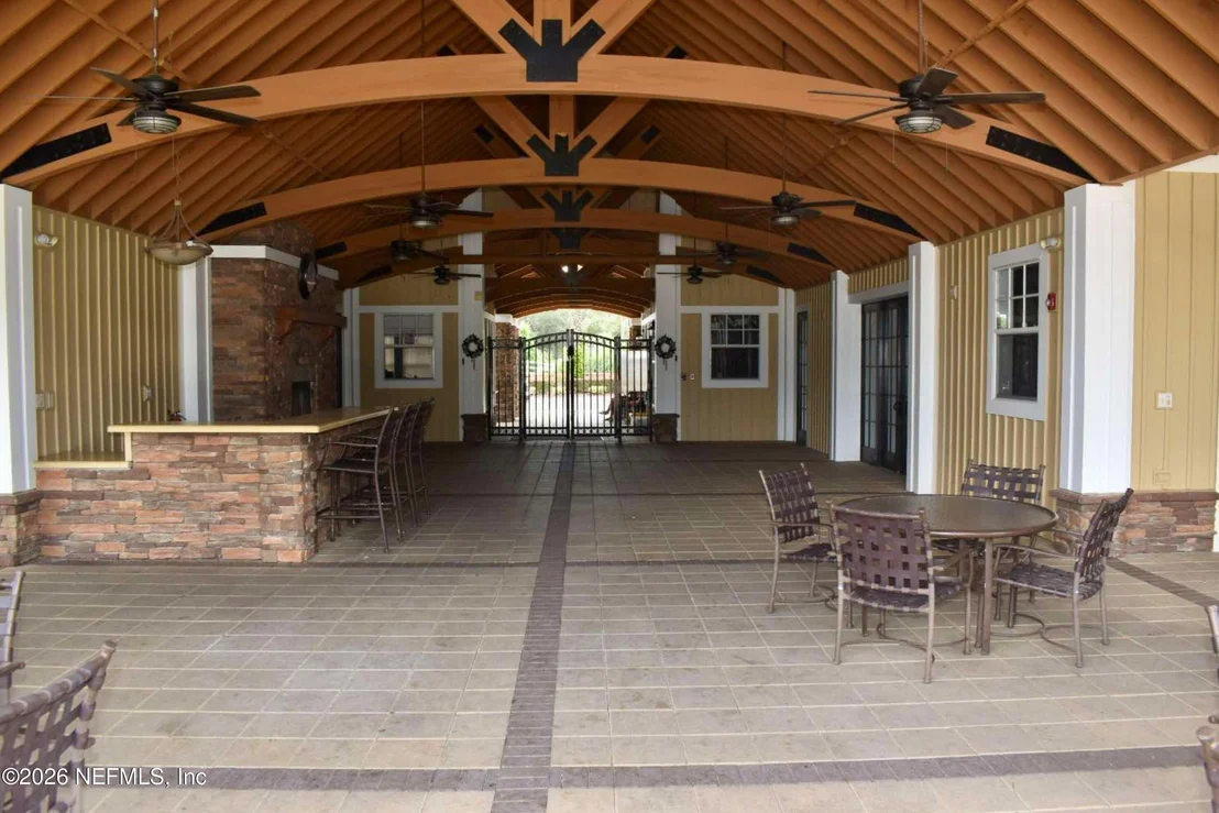 Photo of 1124 PERSIMMON Drive