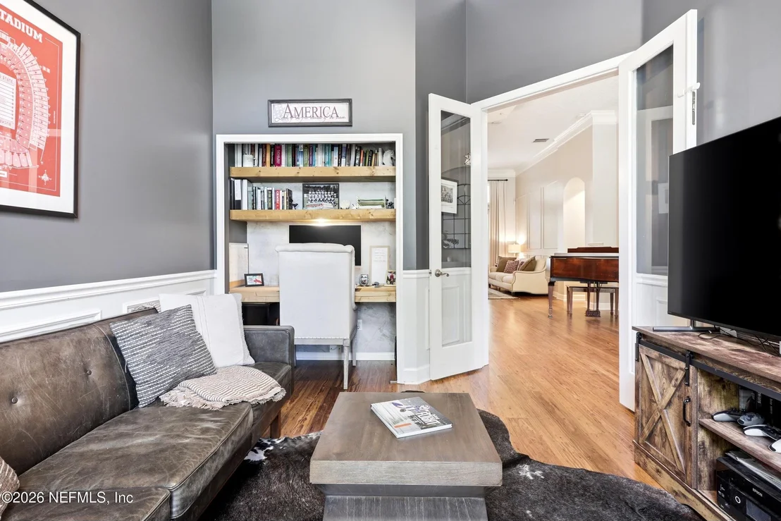 Photo of 125 PARKSIDE Drive