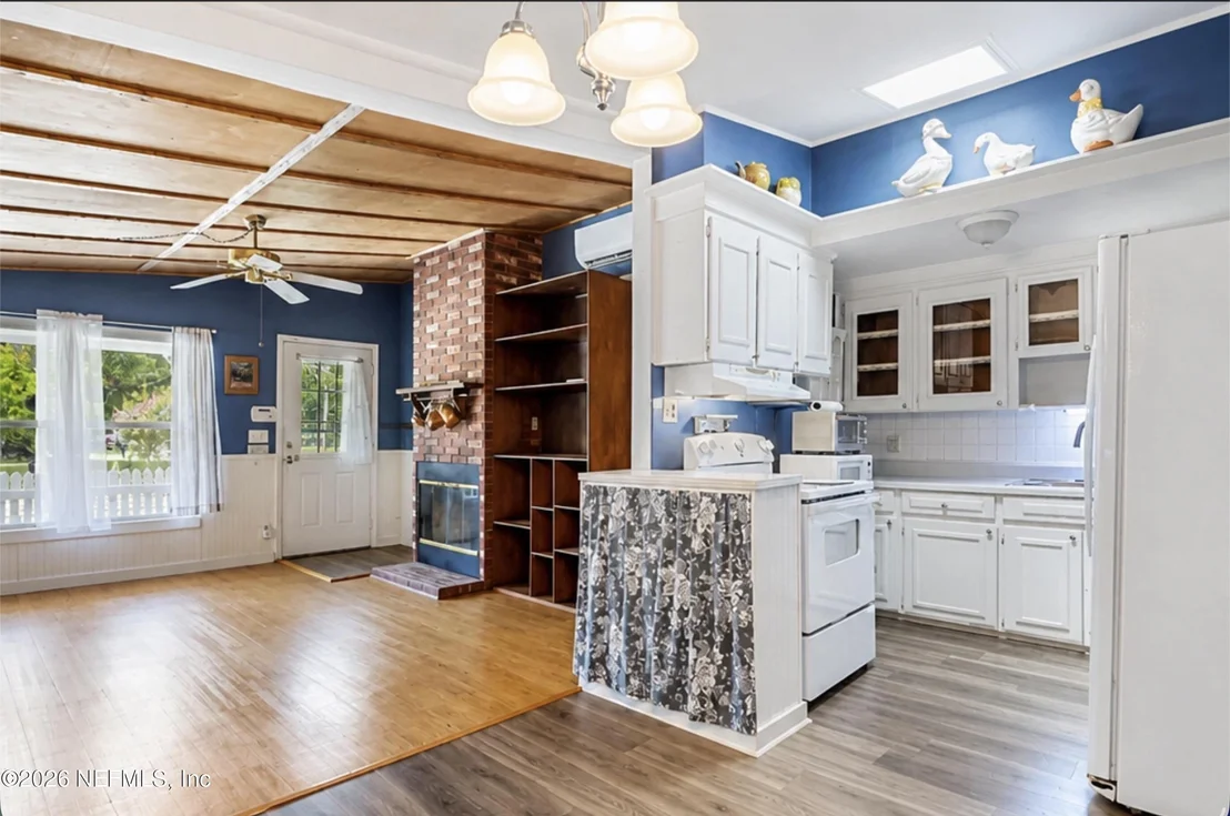 Photo of 10131 S AGAVE Road