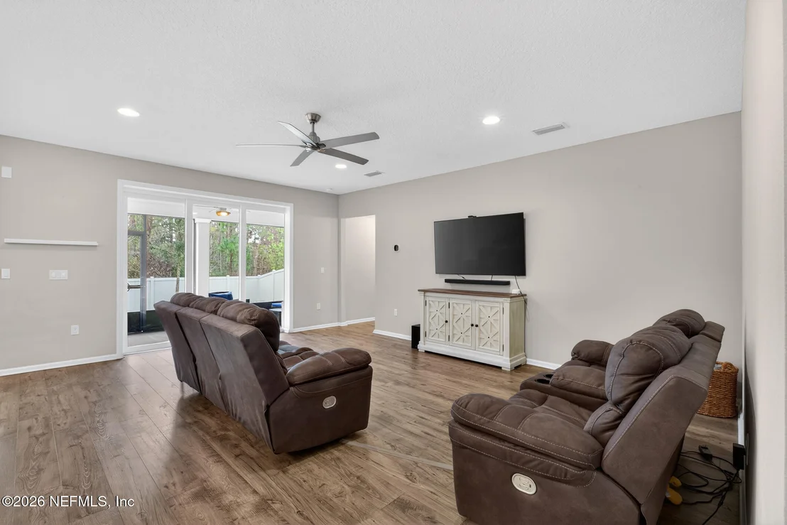 Photo of 618 IVORY PALM Road