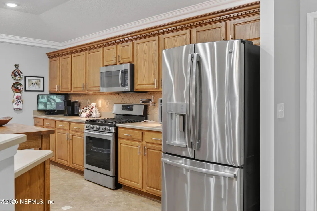 Photo of 4237 RAINTREE Drive