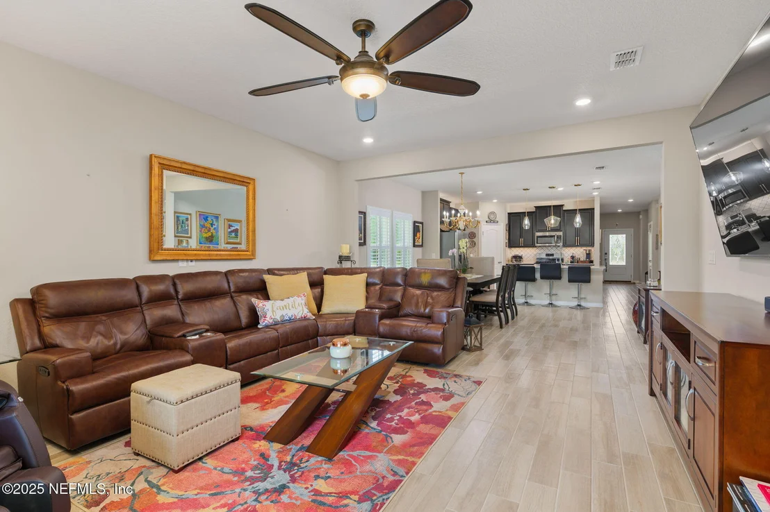 Photo of 124 TINTAMARRE Drive