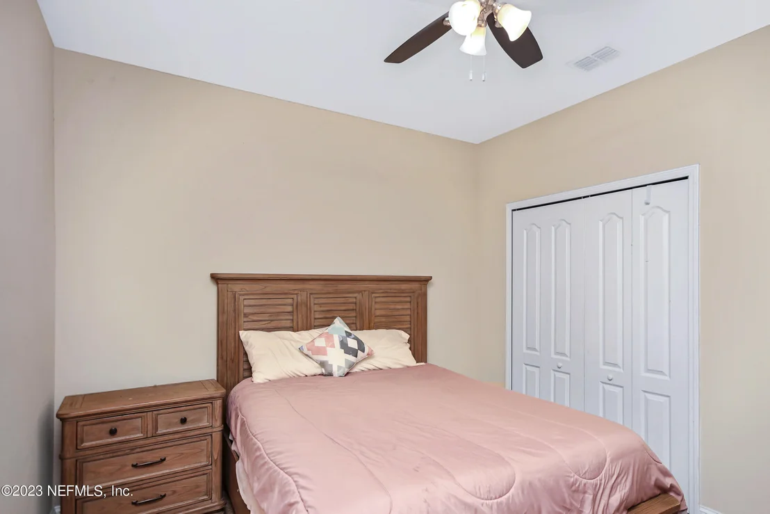 Photo of 140 CEDARSTONE Way