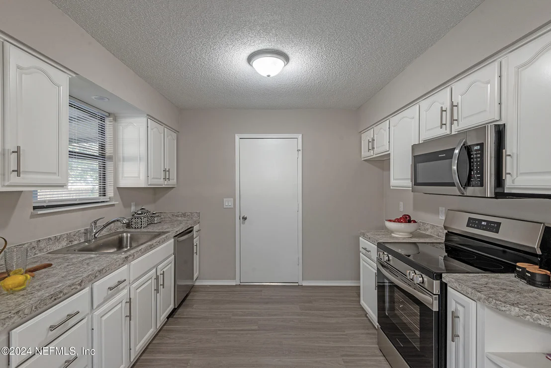 Photo of 10747 SADDLEBRED Drive
