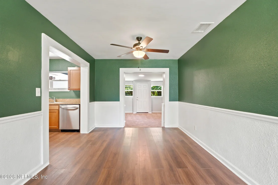 Photo of 5431 RIVER FOREST Drive
