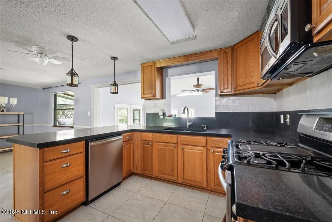 Photo of 360 CANIS Drive W