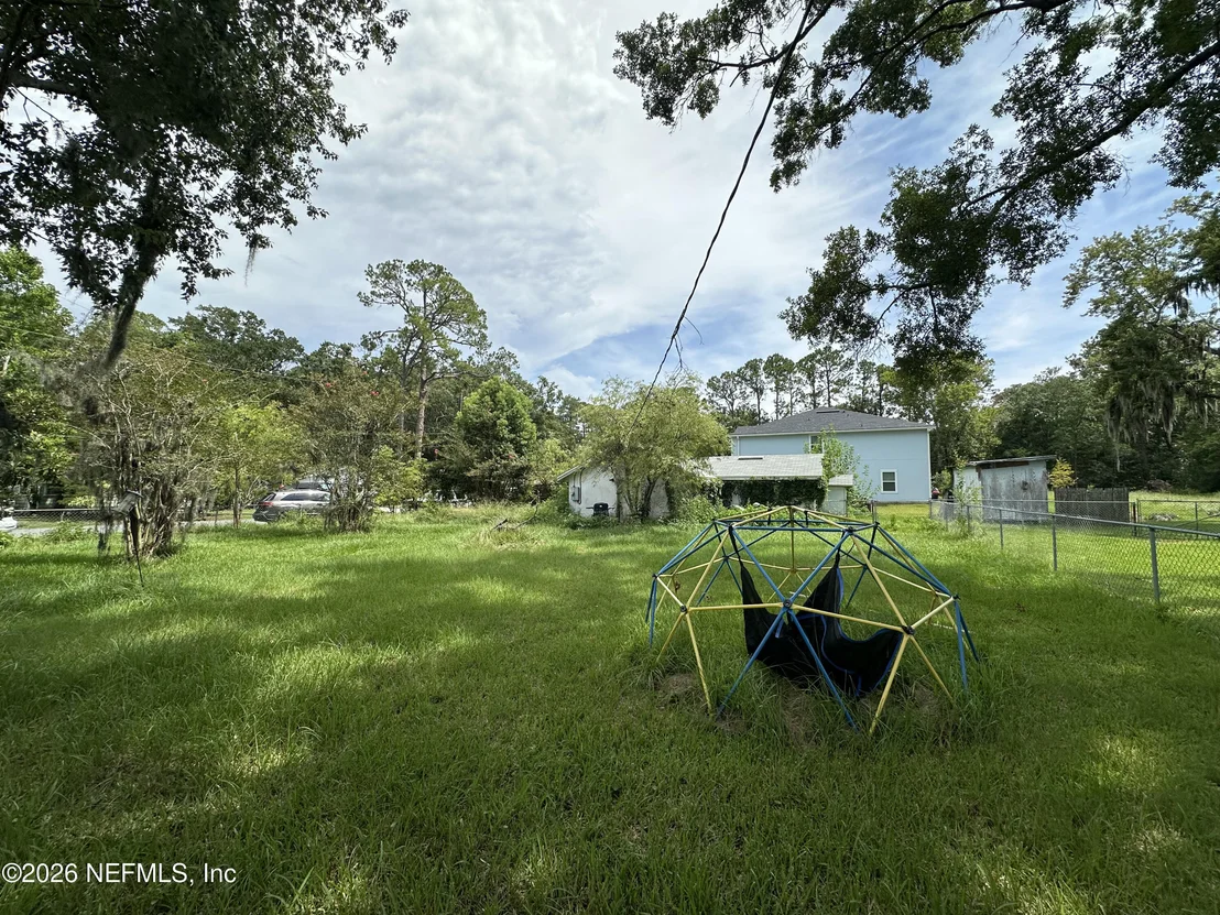 Photo of 1106 COMANCHE Street