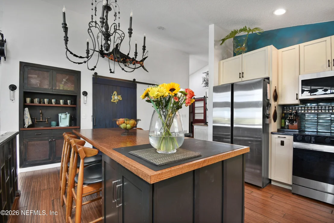 Photo of 285 JOEY Drive
