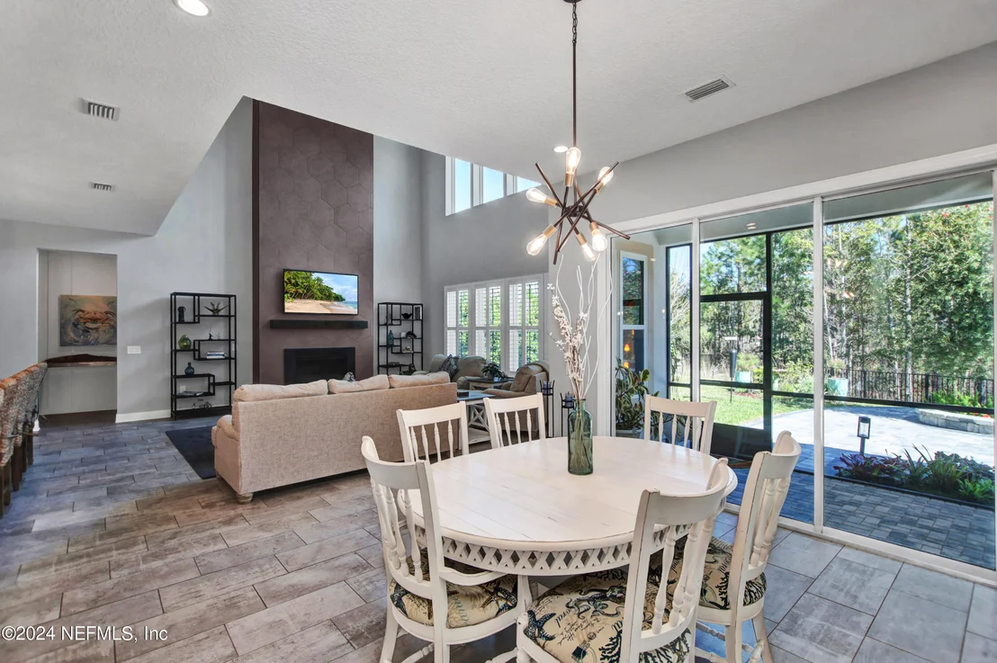Photo of 10152 SILVERBROOK Trail