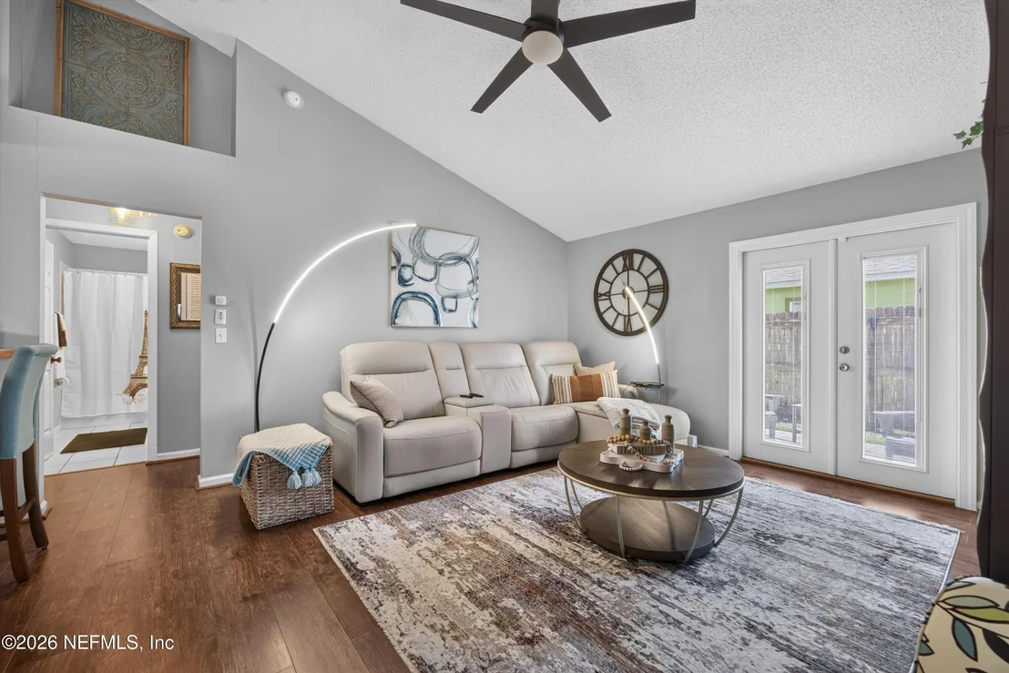 Photo of 3067 WAVERING Lane