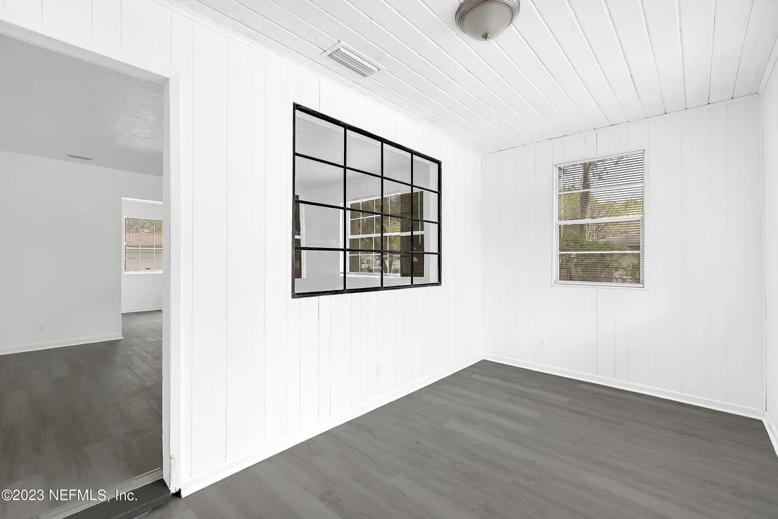 Photo of 824 PROSPECT Street