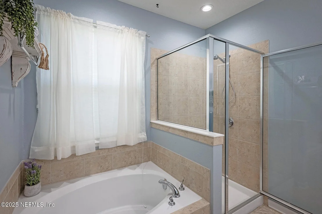 Photo of 112 PLAZA DEL RIO Drive