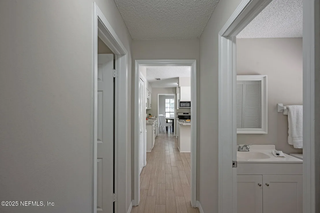 Photo of 2576 BOTTOMRIDGE Drive