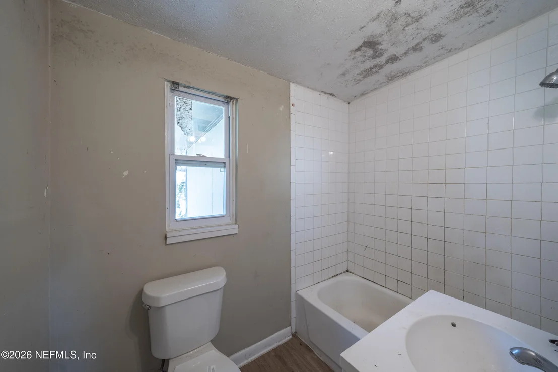 Photo of 8054 PASCHAL Street