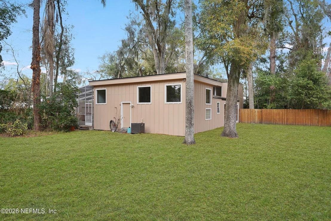 Photo of 3140 FOREST Circle