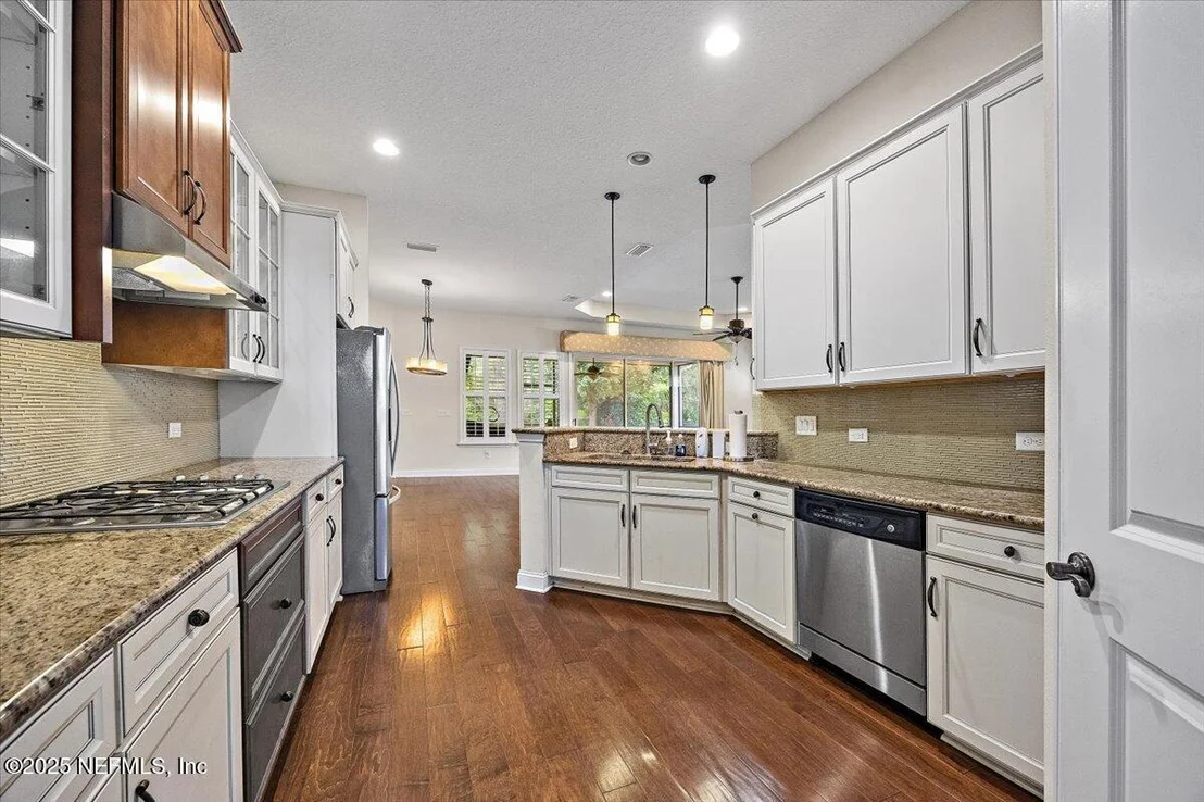 Photo of 3152 BRETTUNGAR Drive
