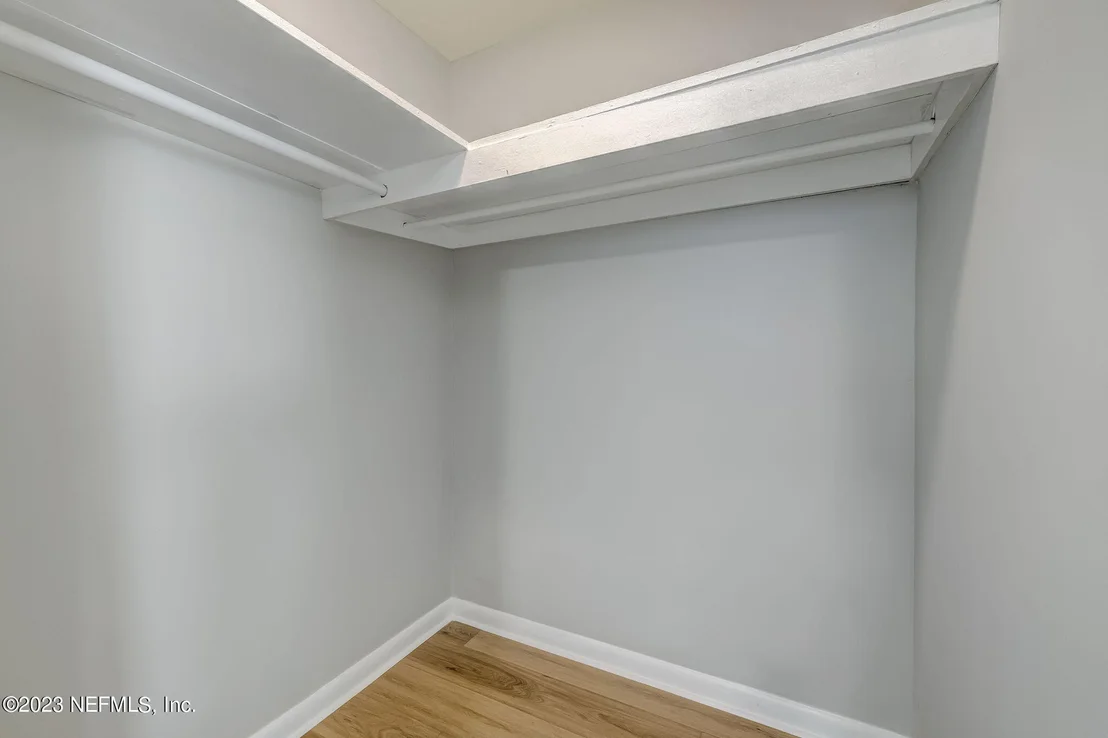 Photo of 6816 CINDERELLA Road