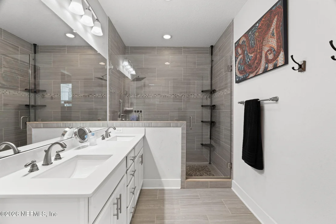Photo of 2115 BARTOLOME Road