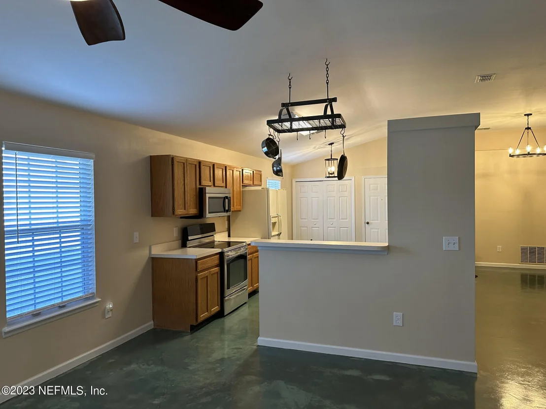 Photo of 209 IVY LAKES Drive